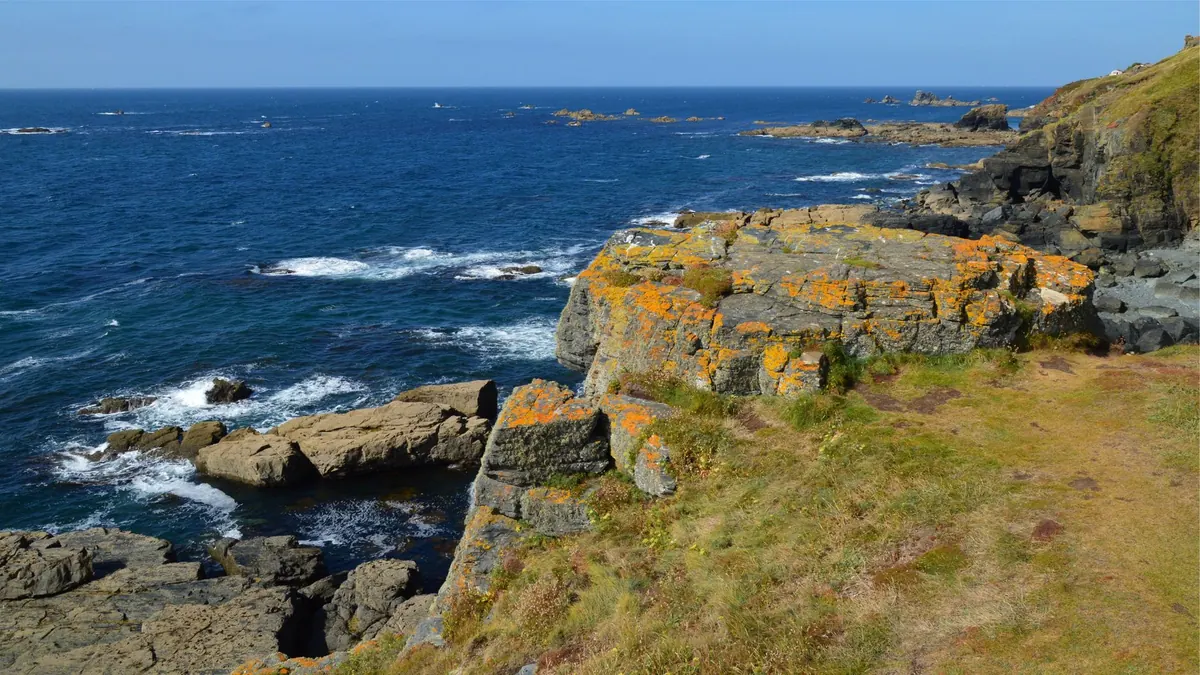 Cornish Piskies vs. Devon Pixies: A Local Comparison of South West Fairy Lore
